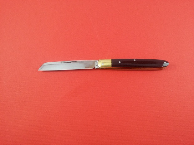 قلم تراش دسته مشکی