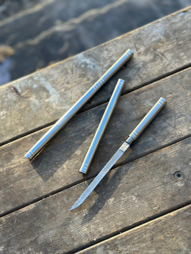 ضربه زن چاقو دار پنهان